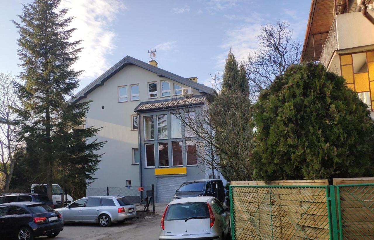 Polarna 8 Cracow Guest house *
